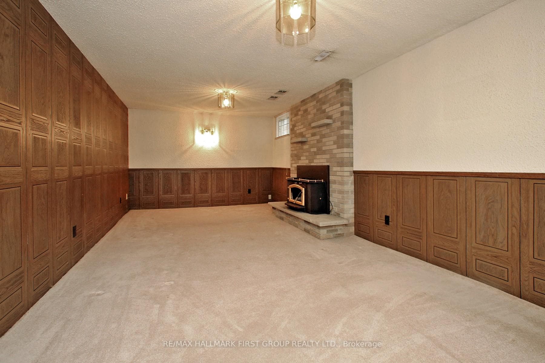 40 Kimbolton Court Court photo 26