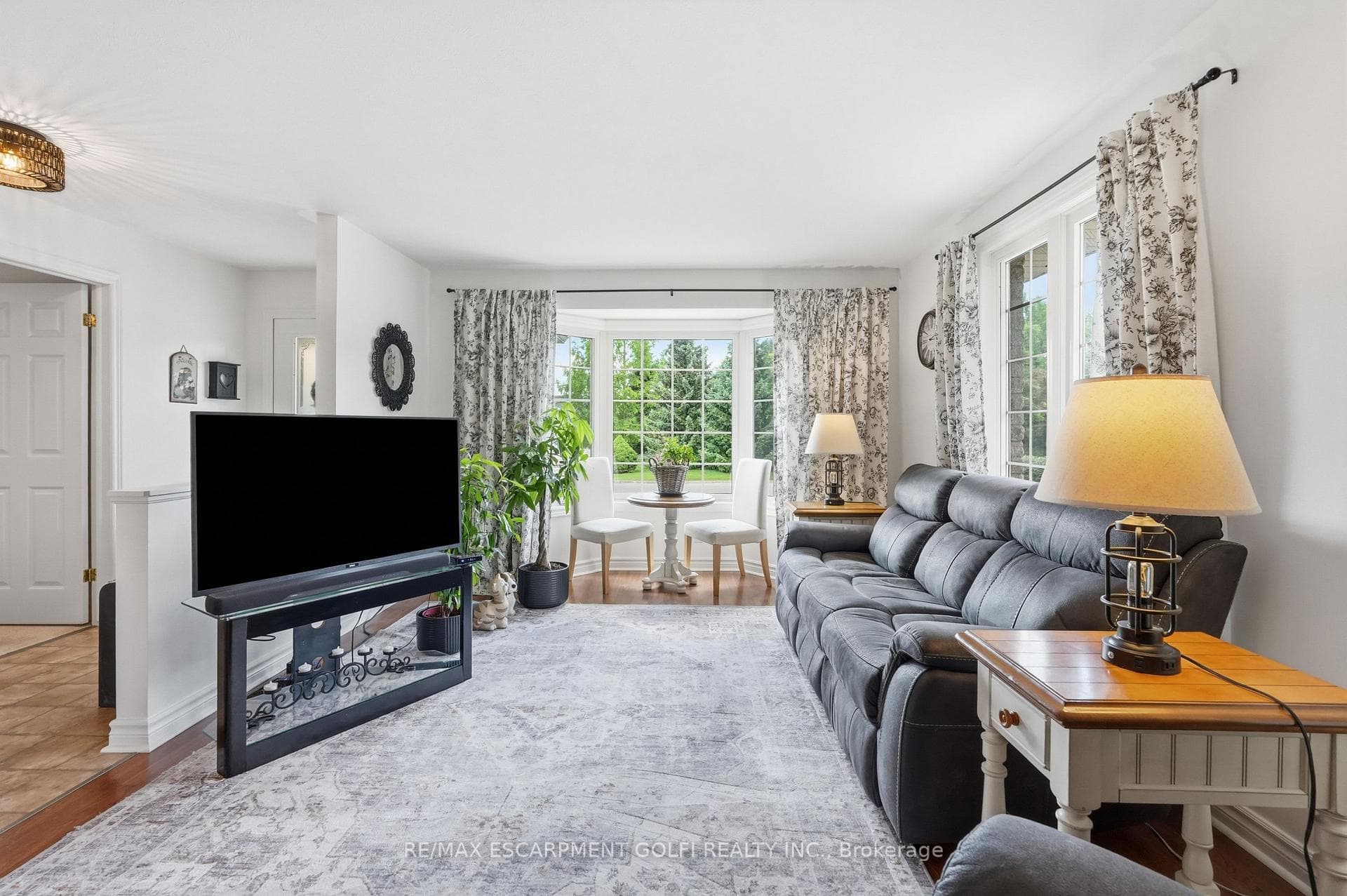 12 Schneider Drive photo 11