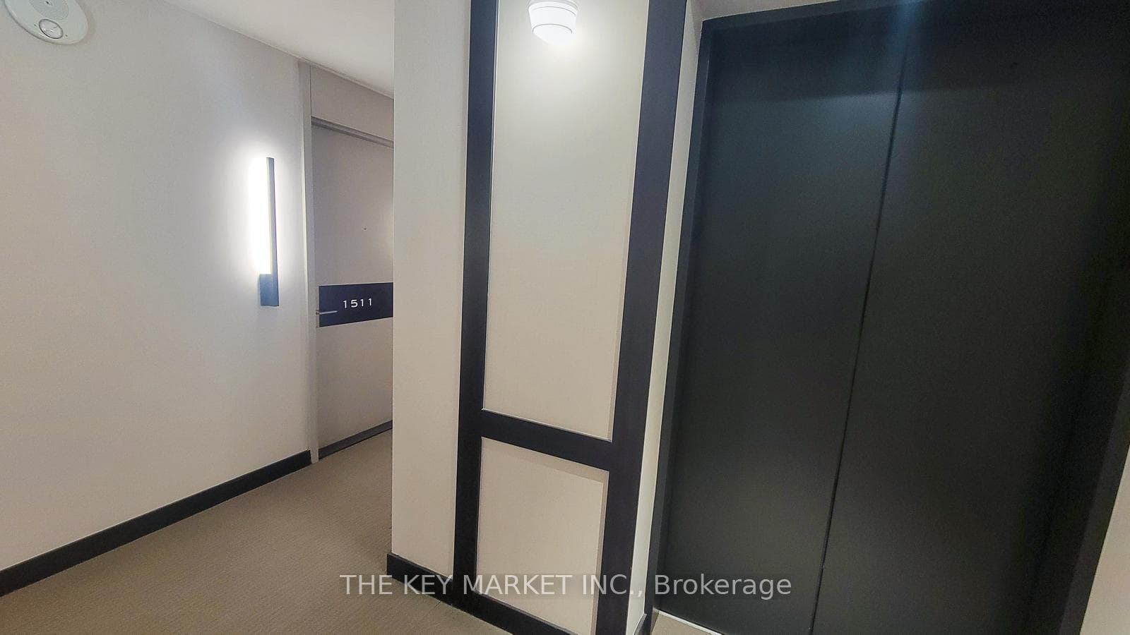 33 Helendale Avenue Unit 1511 photo 2