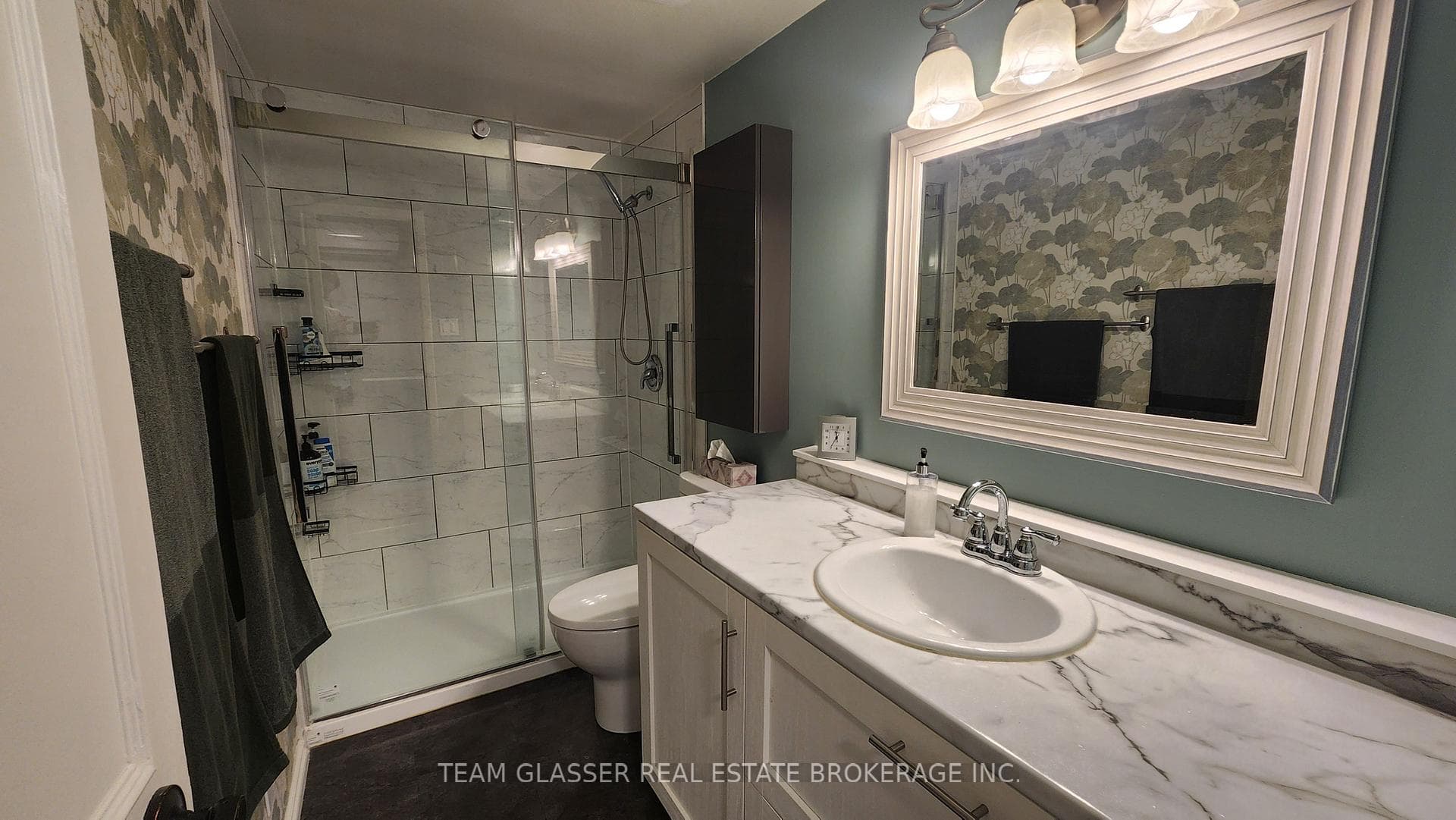 51 SHOLTO Drive Unit 128 photo 20