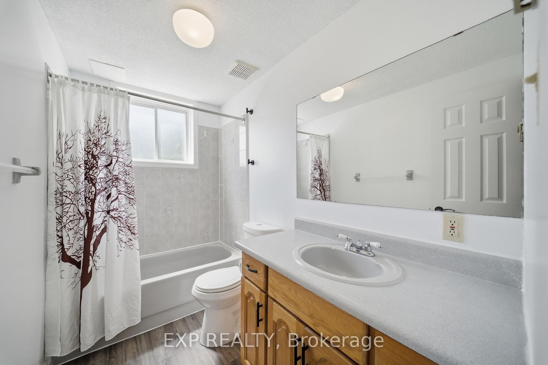901 MORRIS Street photo 28