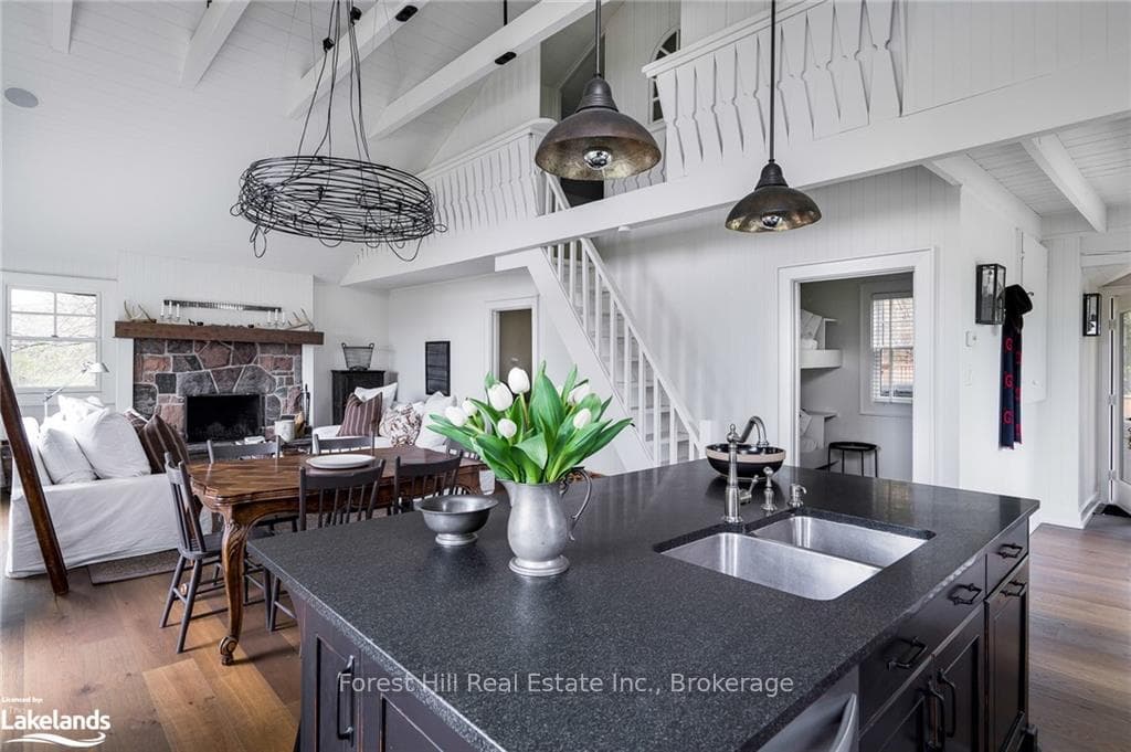 155 SHAWS Road photo 15
