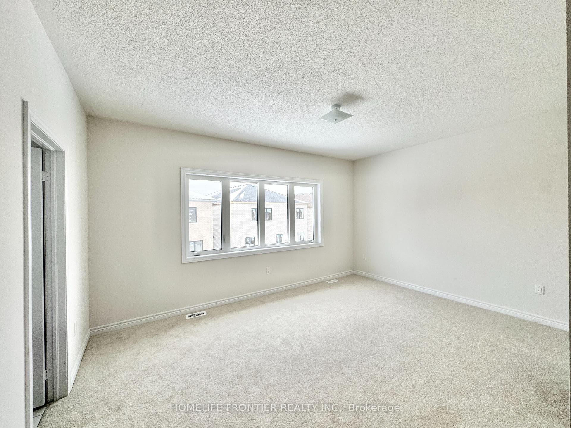 879 Plum Place photo 13