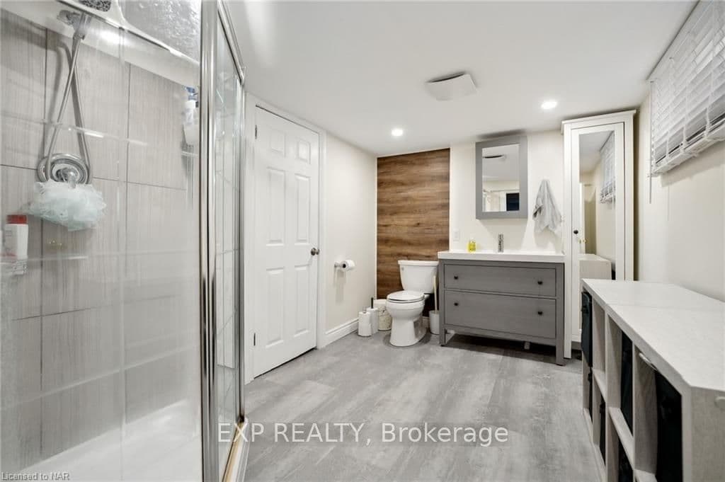 Newly Renovated Bathroom