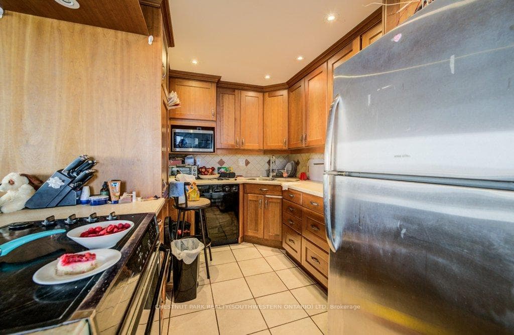 33 Harbour Square Unit 2801 photo 17