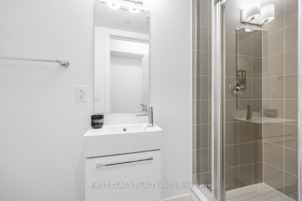 7 Spruce Pines Crescent photo 14