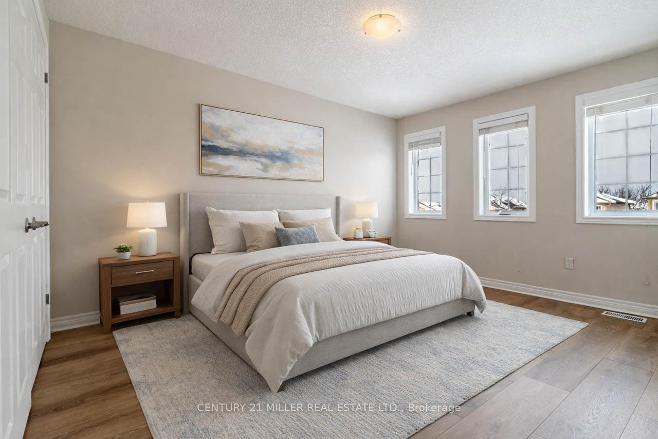 19 Henderson Drive photo 10
