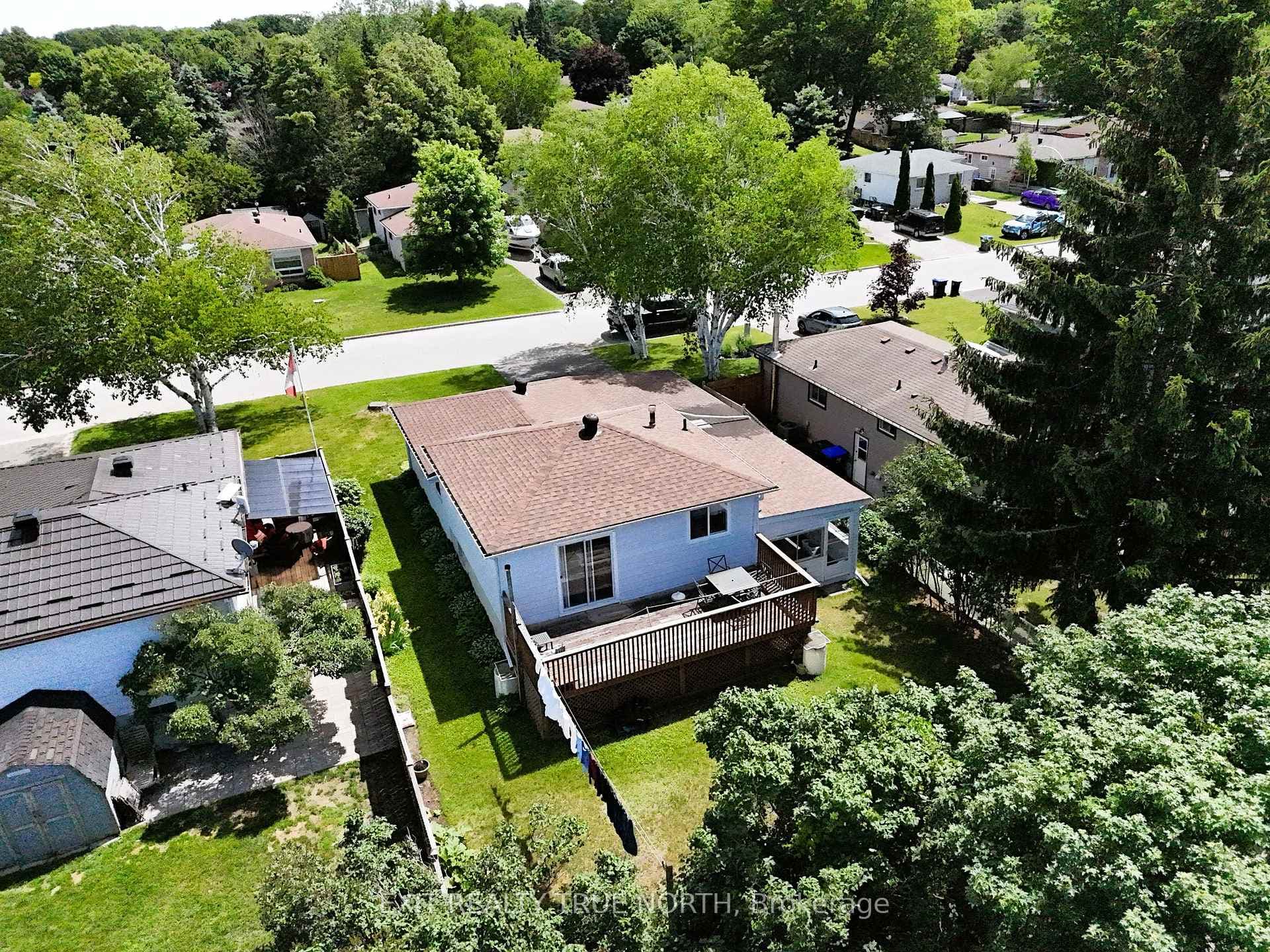 1053 Glen Bogie Crescent photo 16