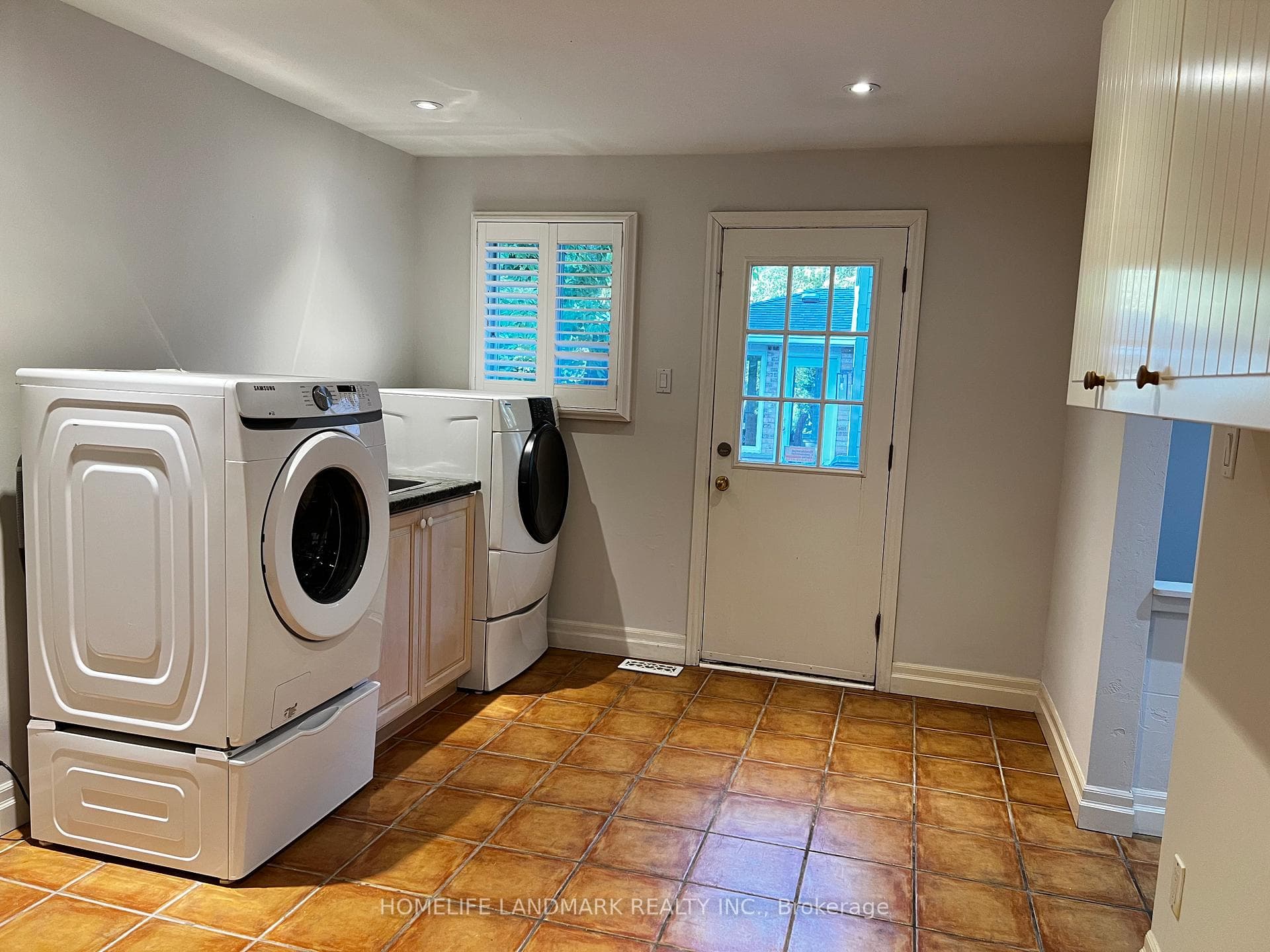 2301 Bennington Gate photo 17