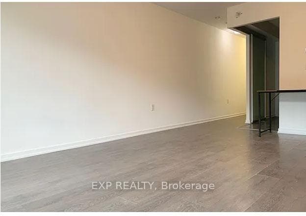 36 Lisgar Street Unit 611E photo 8