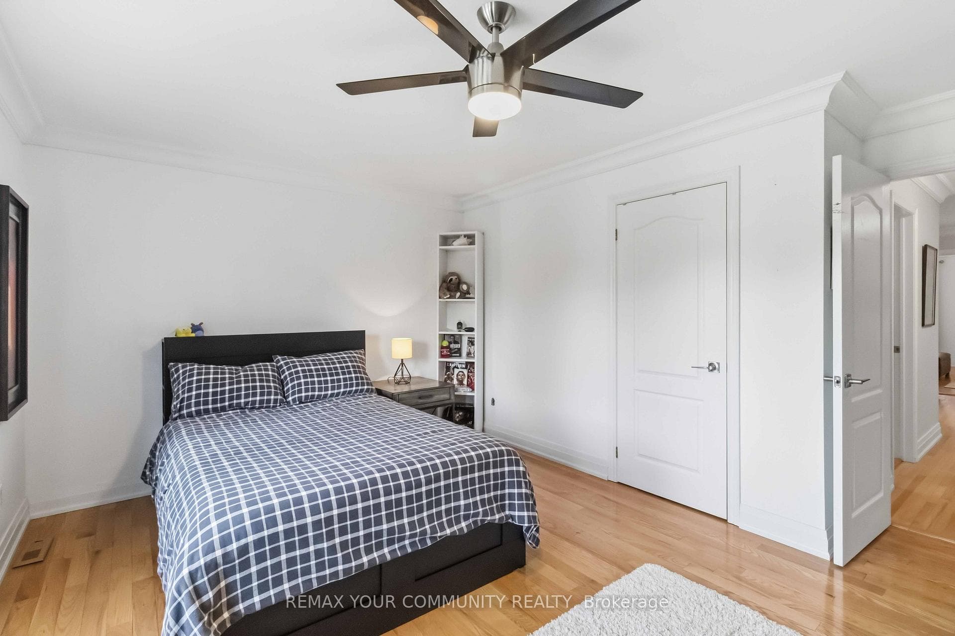 15 Klamath Court photo 25
