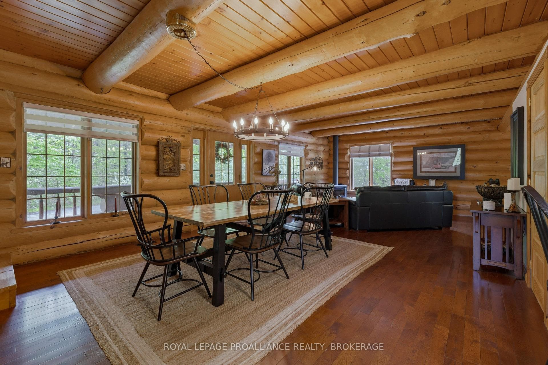156 Darlingside Drive photo 9