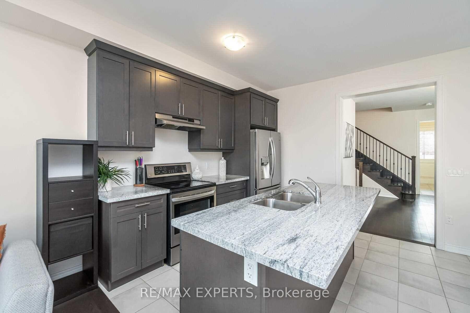 78 Heming Trail photo 10