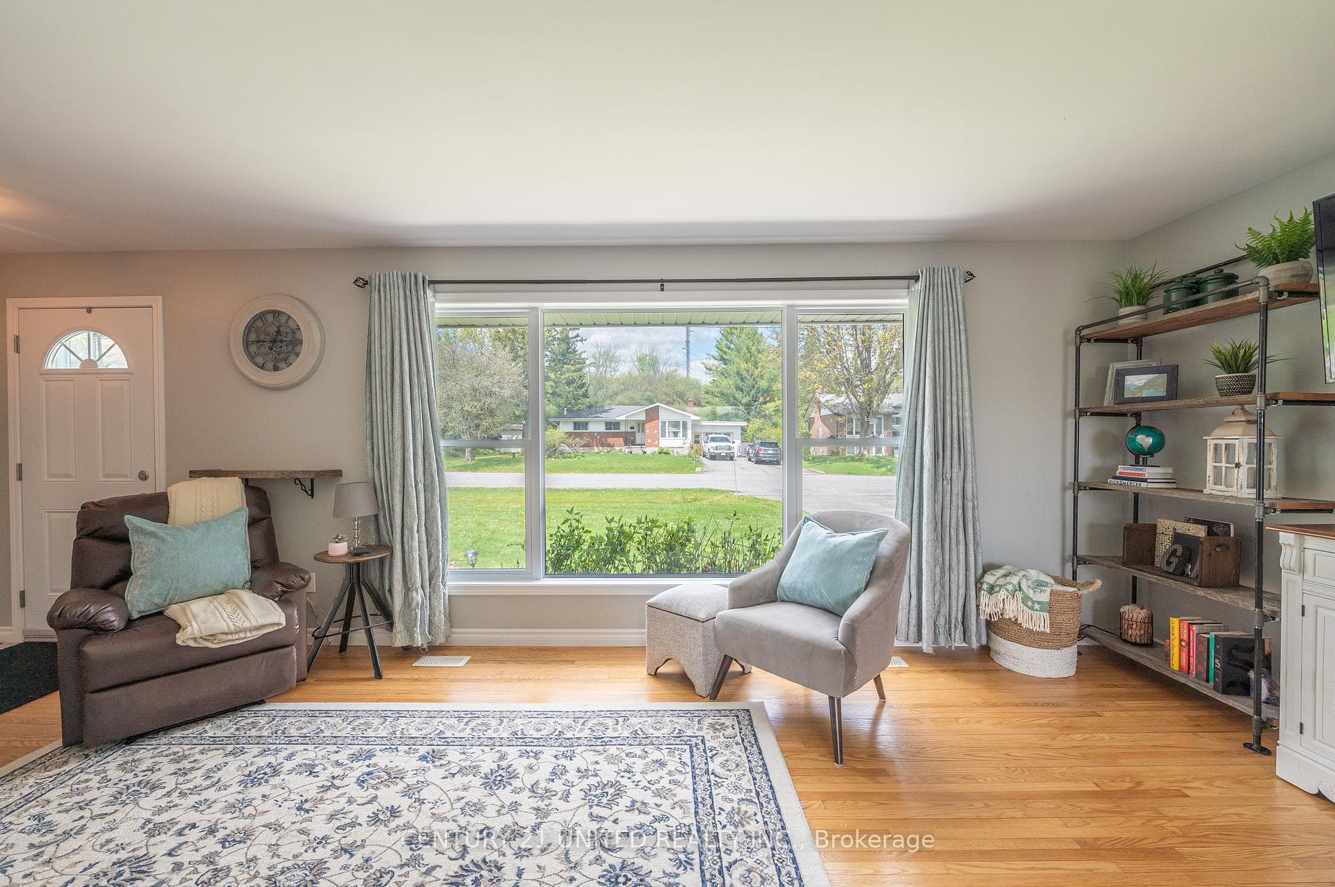 329 Plati Avenue photo 7