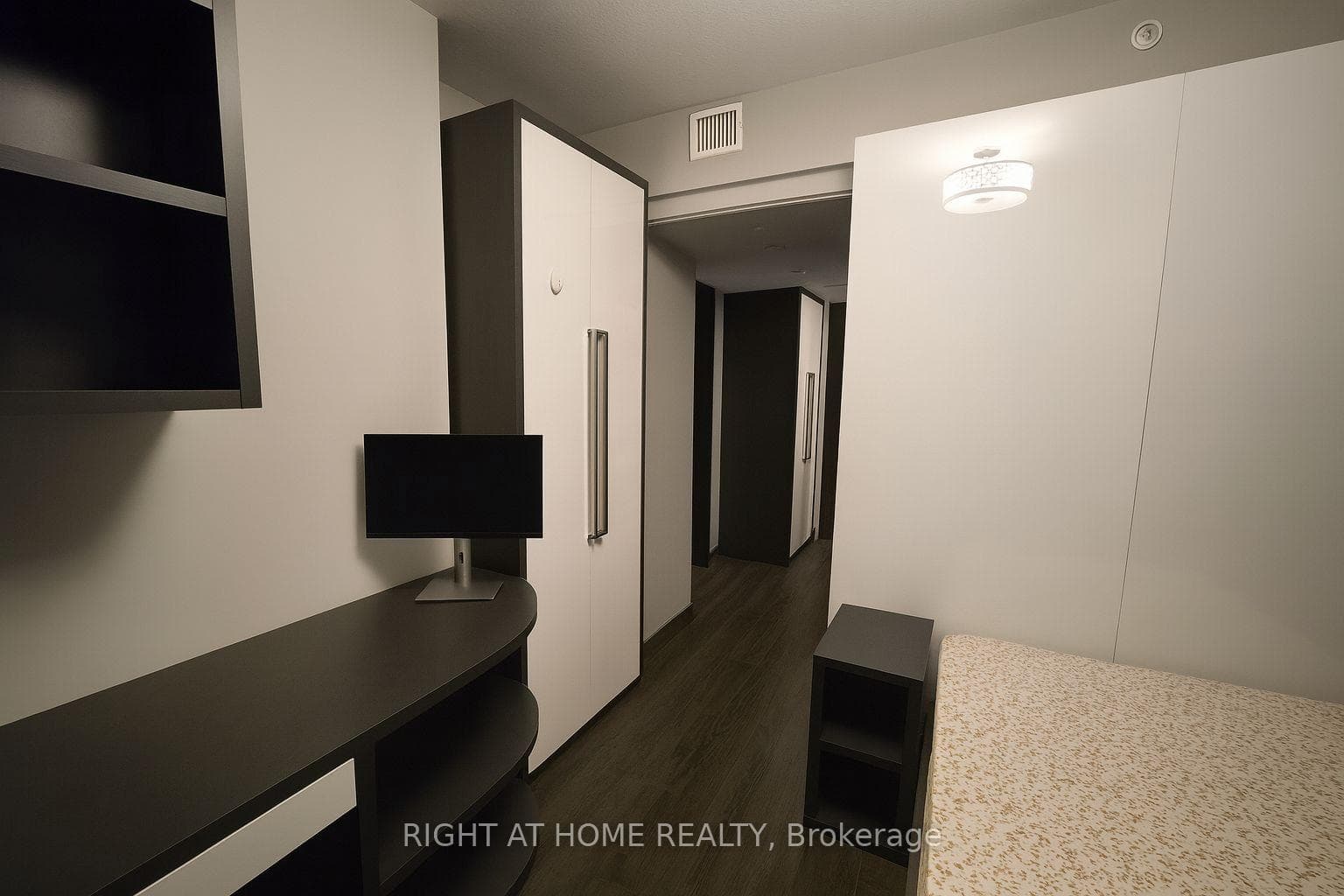 330 Phillip Street Unit N1803 photo 8