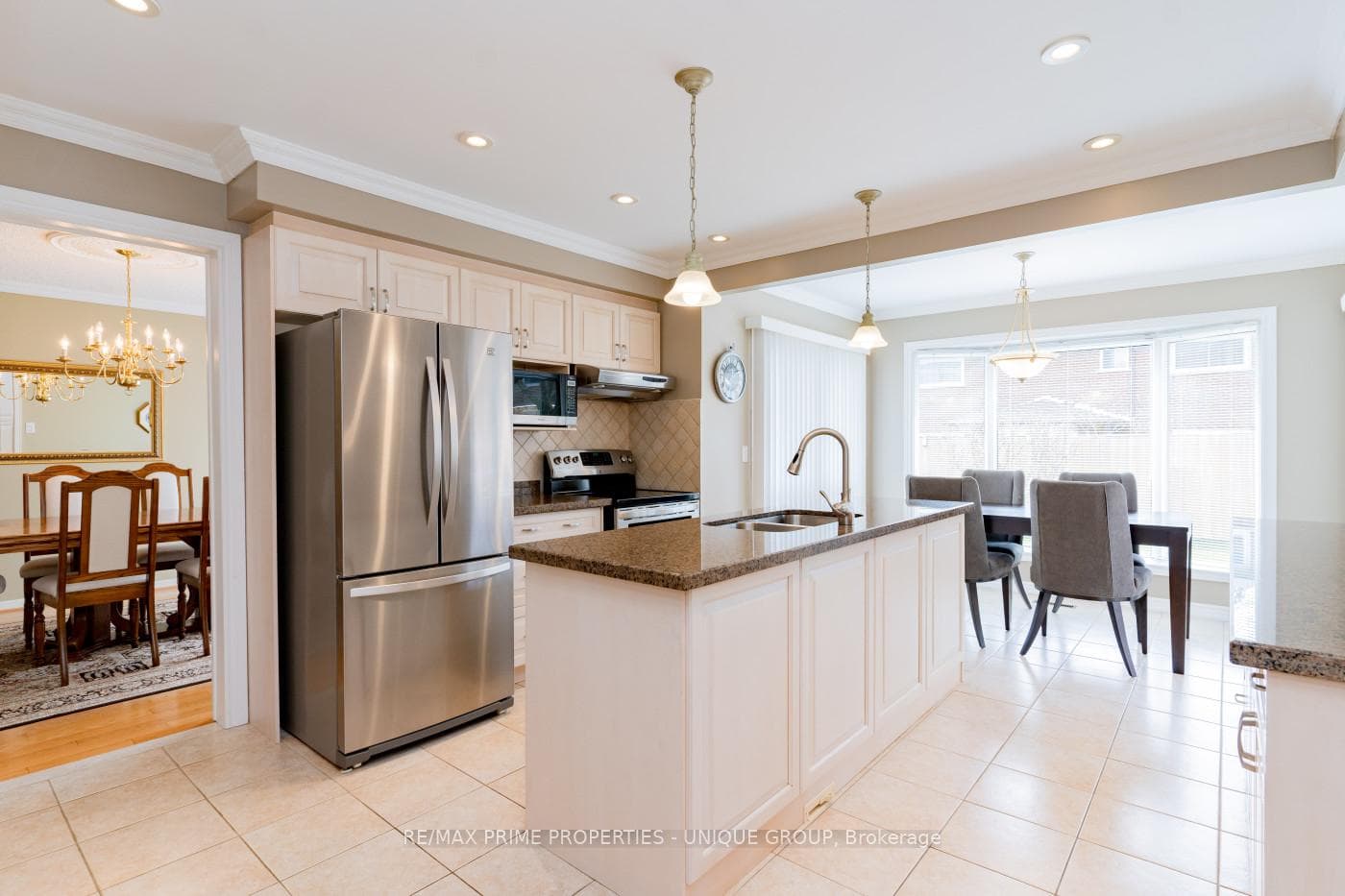 11 White Ash Drive photo 3