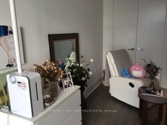 29 Queens Quay N/A Unit 719 photo 21