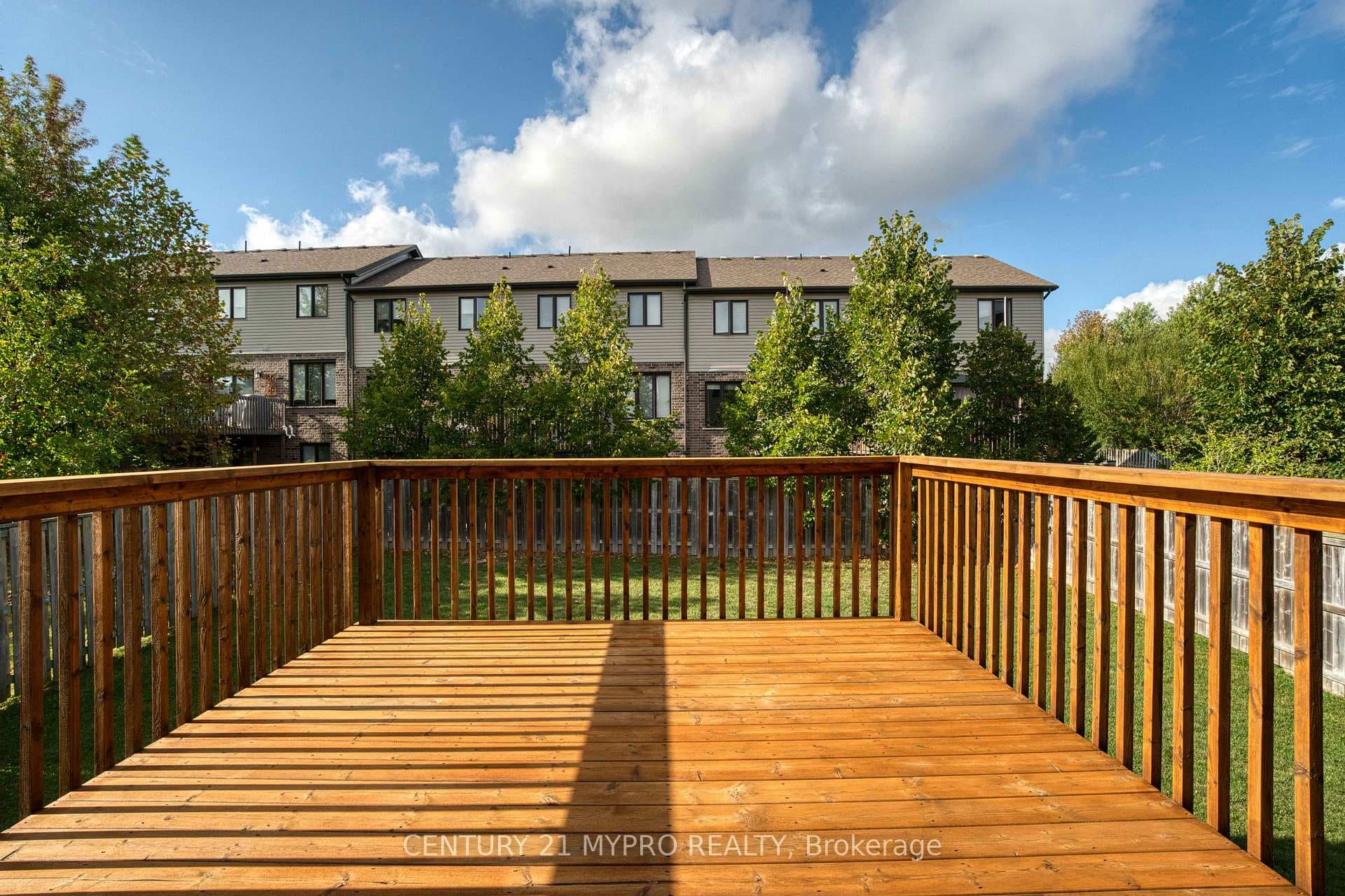 1094 Oakcrossing Road photo 36