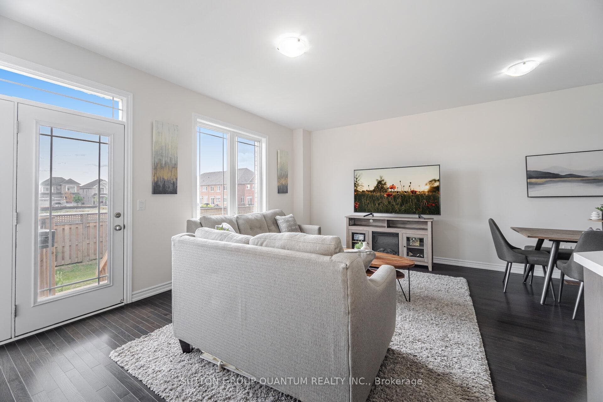 11 Cosbury Lane photo 12