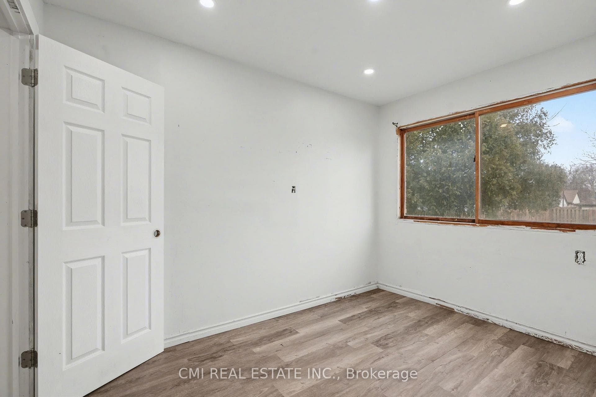 4824 Fourth Avenue photo 6
