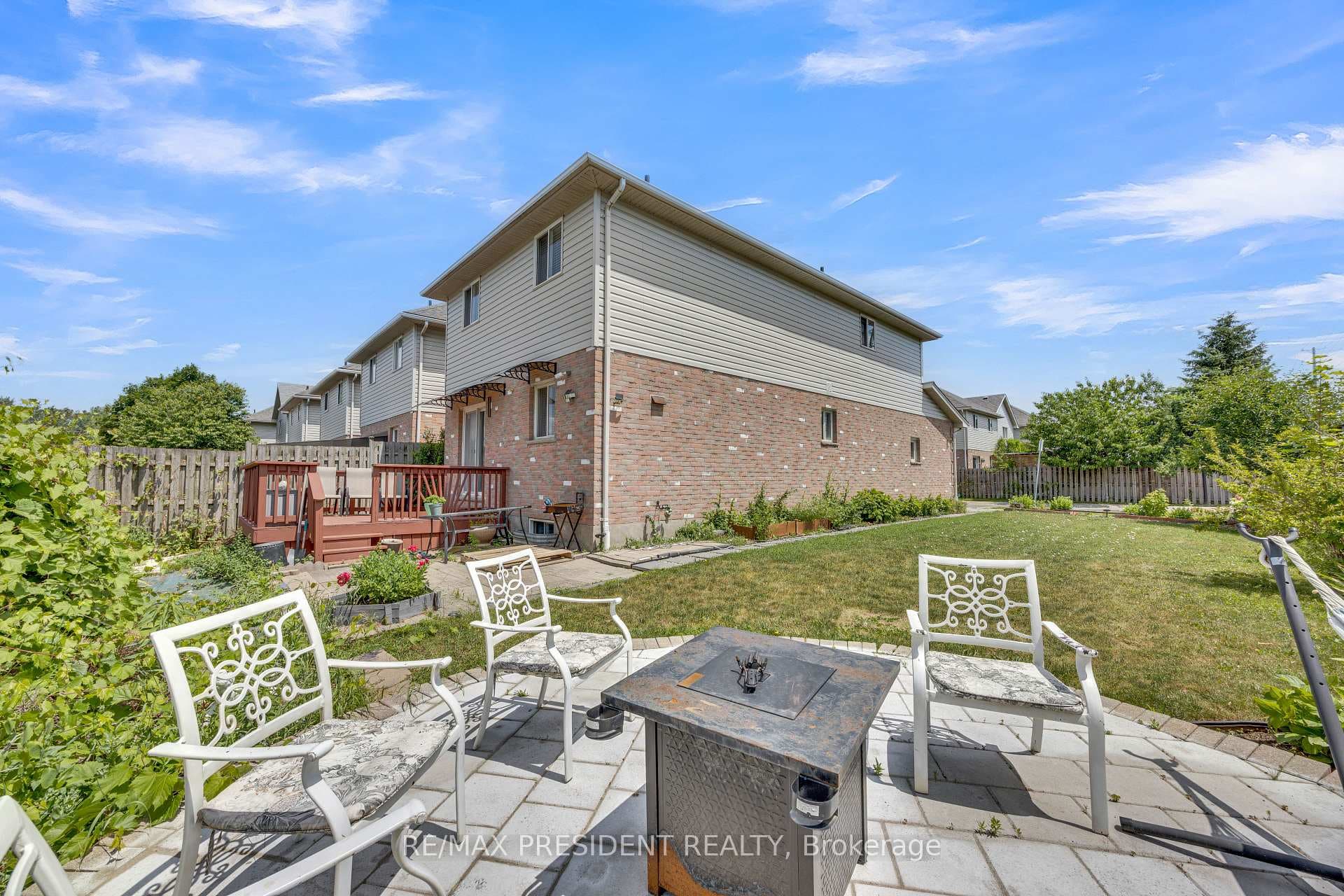 10 Chalkstone Drive Unit 18 photo 33