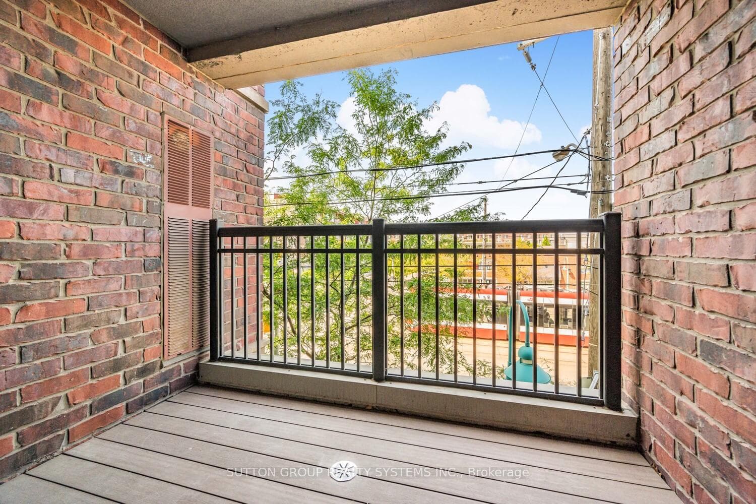 3563 Lake Shore Boulevard Unit 212 photo 22