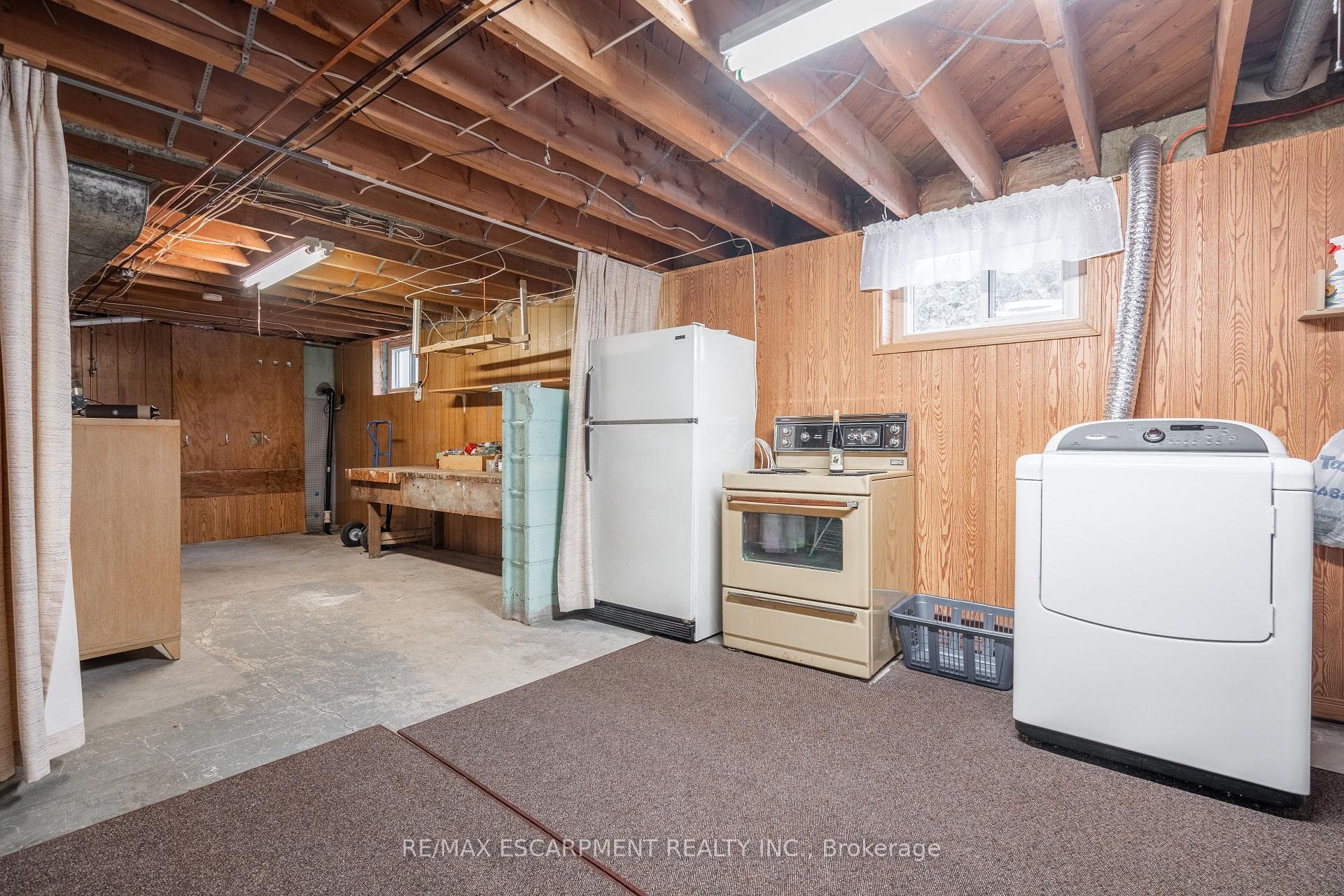 35 Wildewood Avenue photo 36