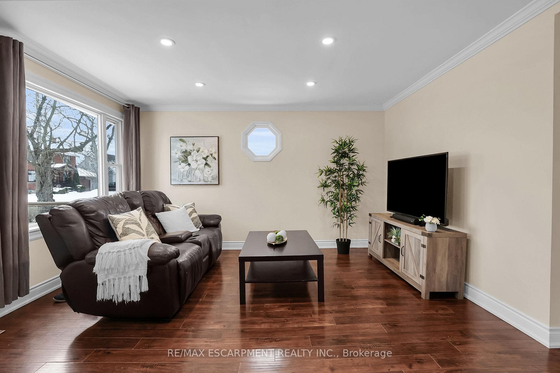 17 Oakwood Avenue photo 3