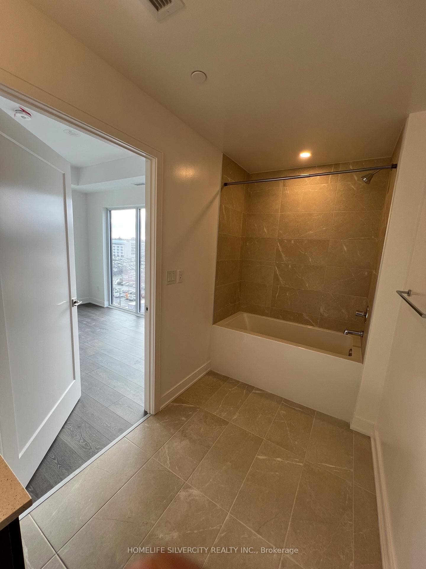 705 Davis Drive Unit 610 A photo 11
