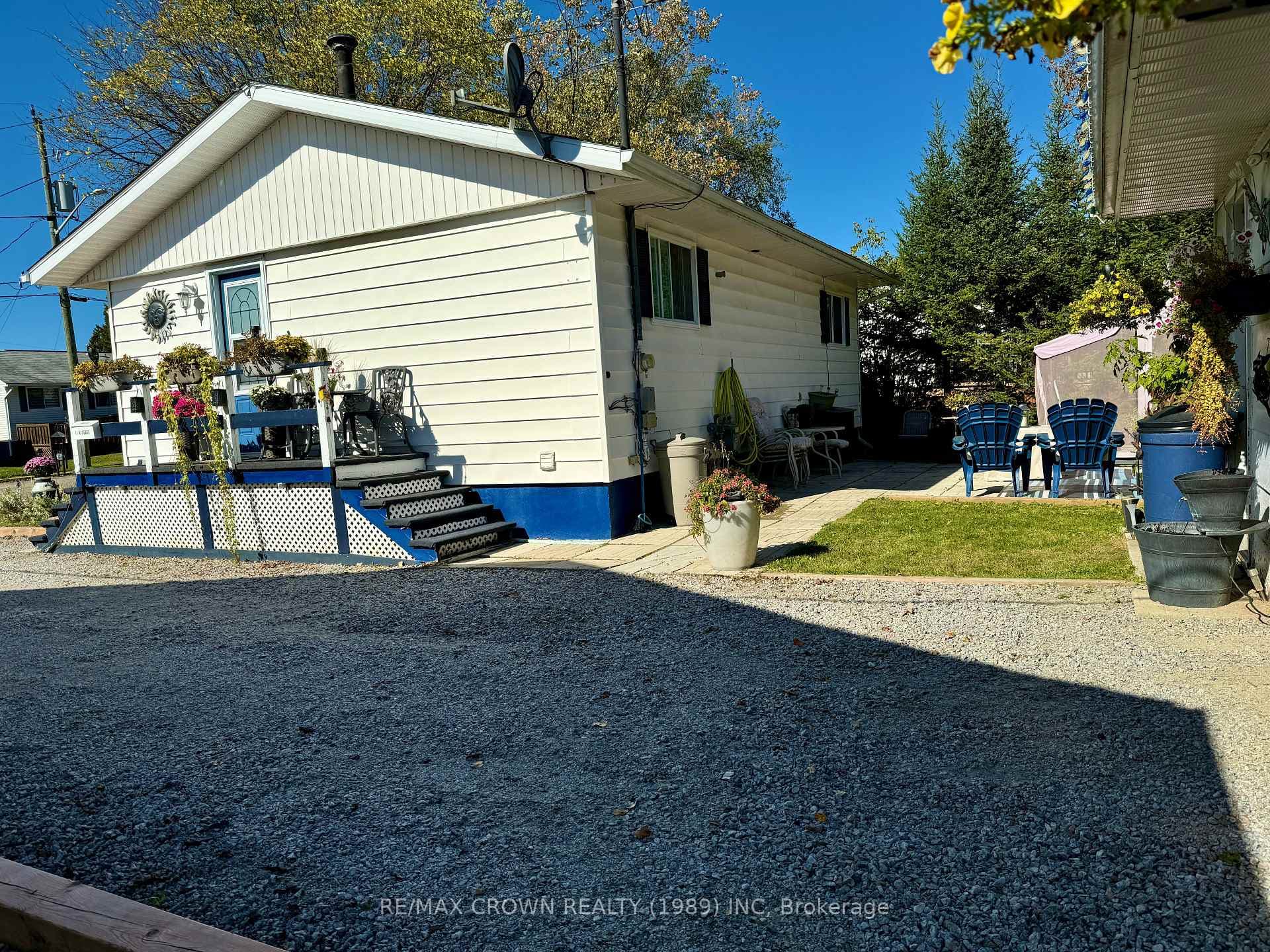 11 Niagara Street photo 31