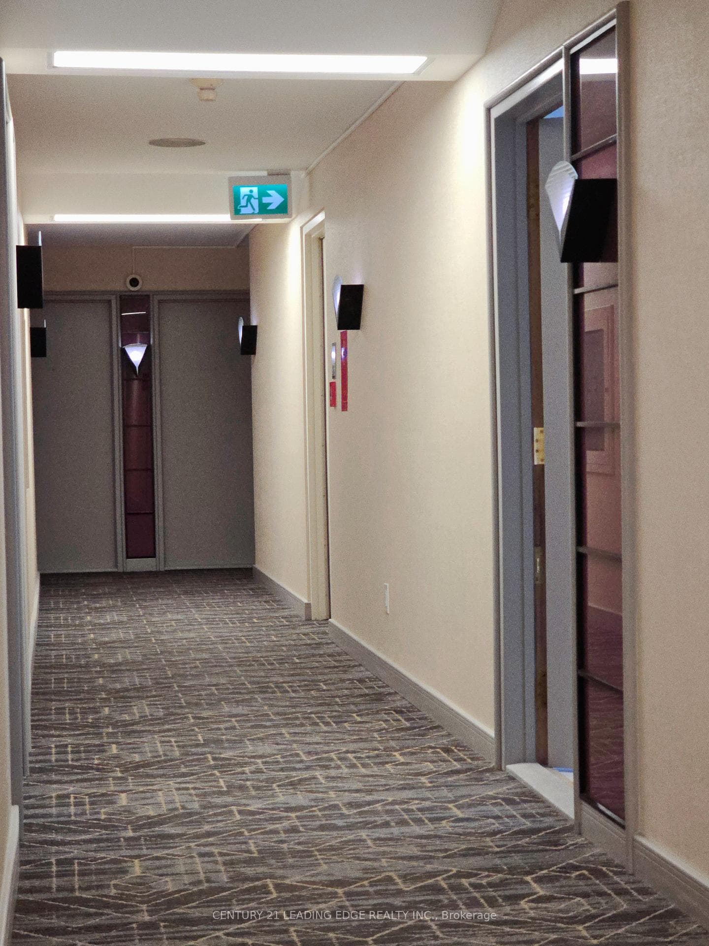 88 Corporate Drive Unit 1107 photo 15