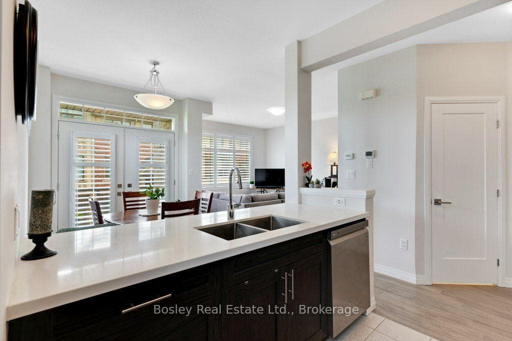 7 Bacon Lane photo 13