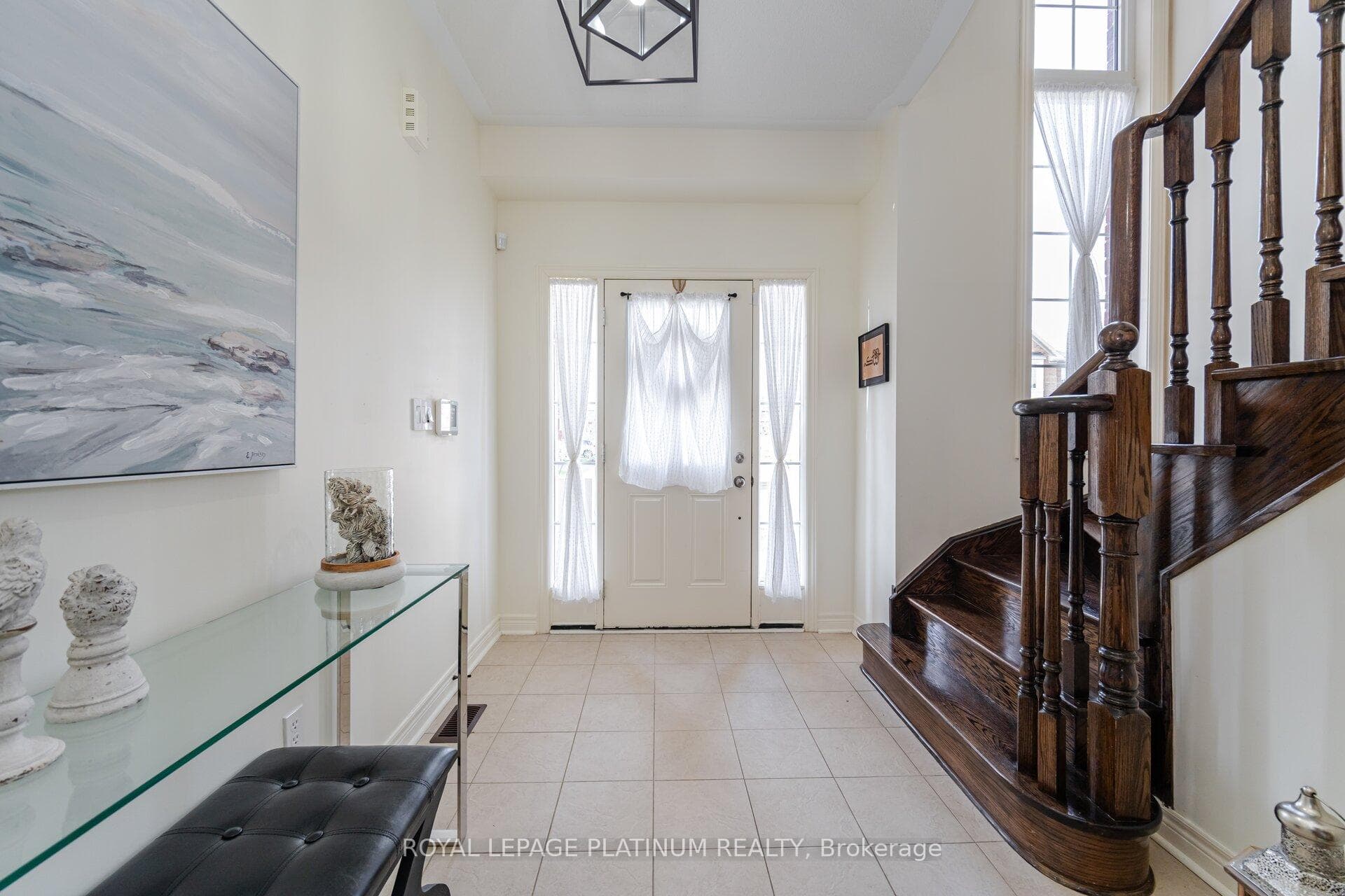 13 Isaac Devins Boulevard photo 5