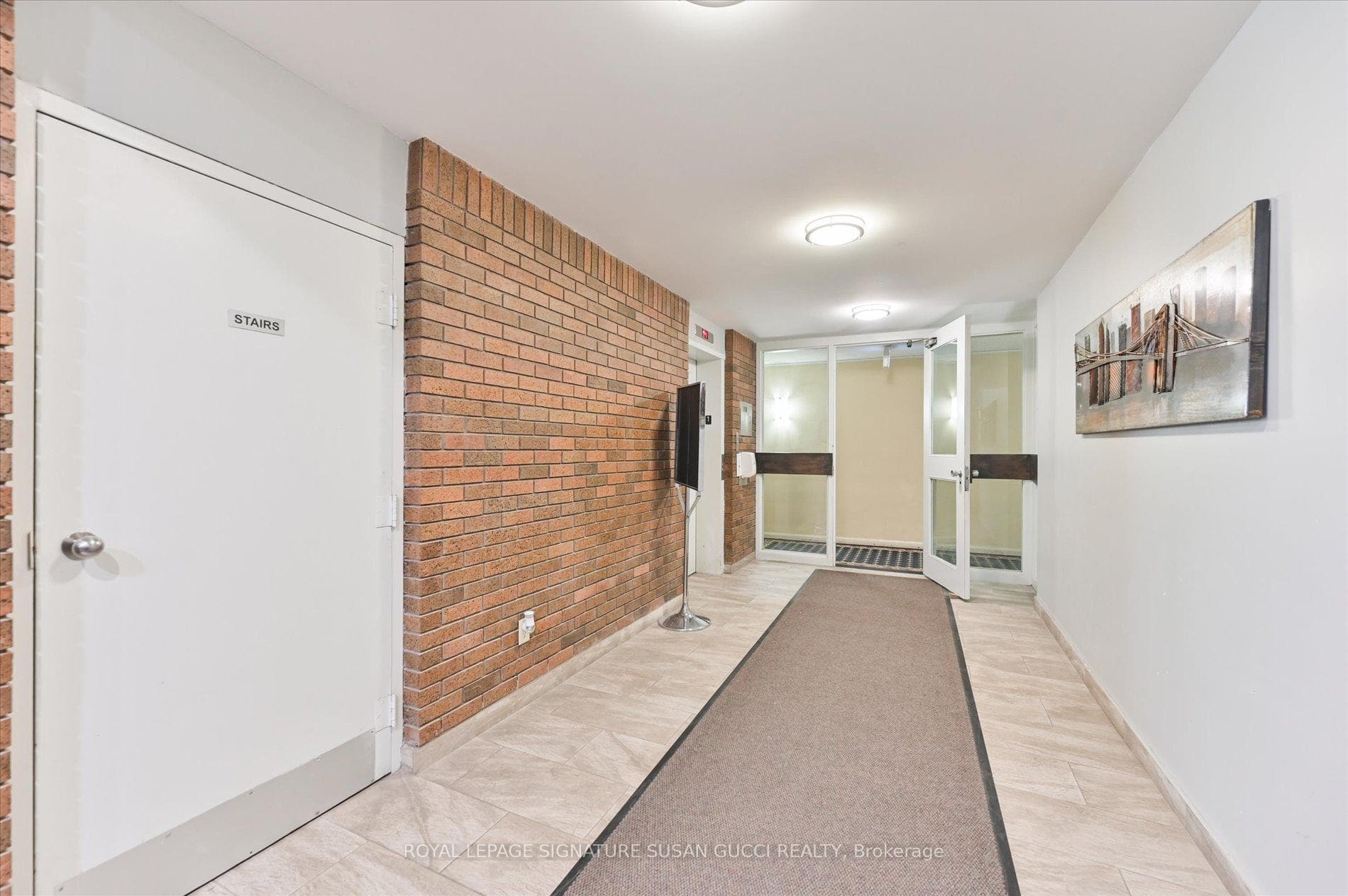 1815 O'Connor Drive Unit 411 photo 6