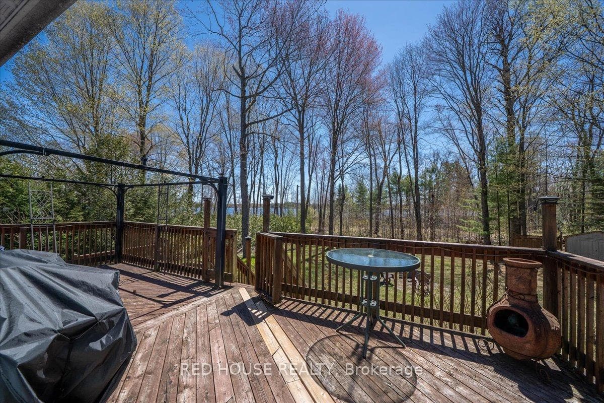 32 Mcleish Drive photo 31