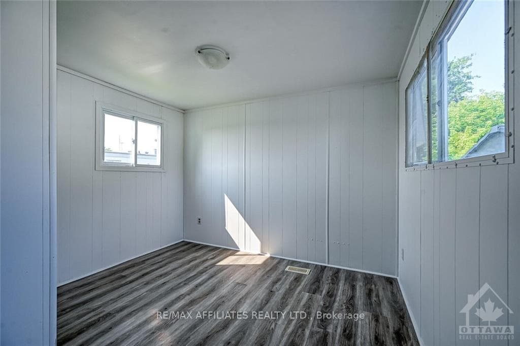 202 JACK Street photo 17