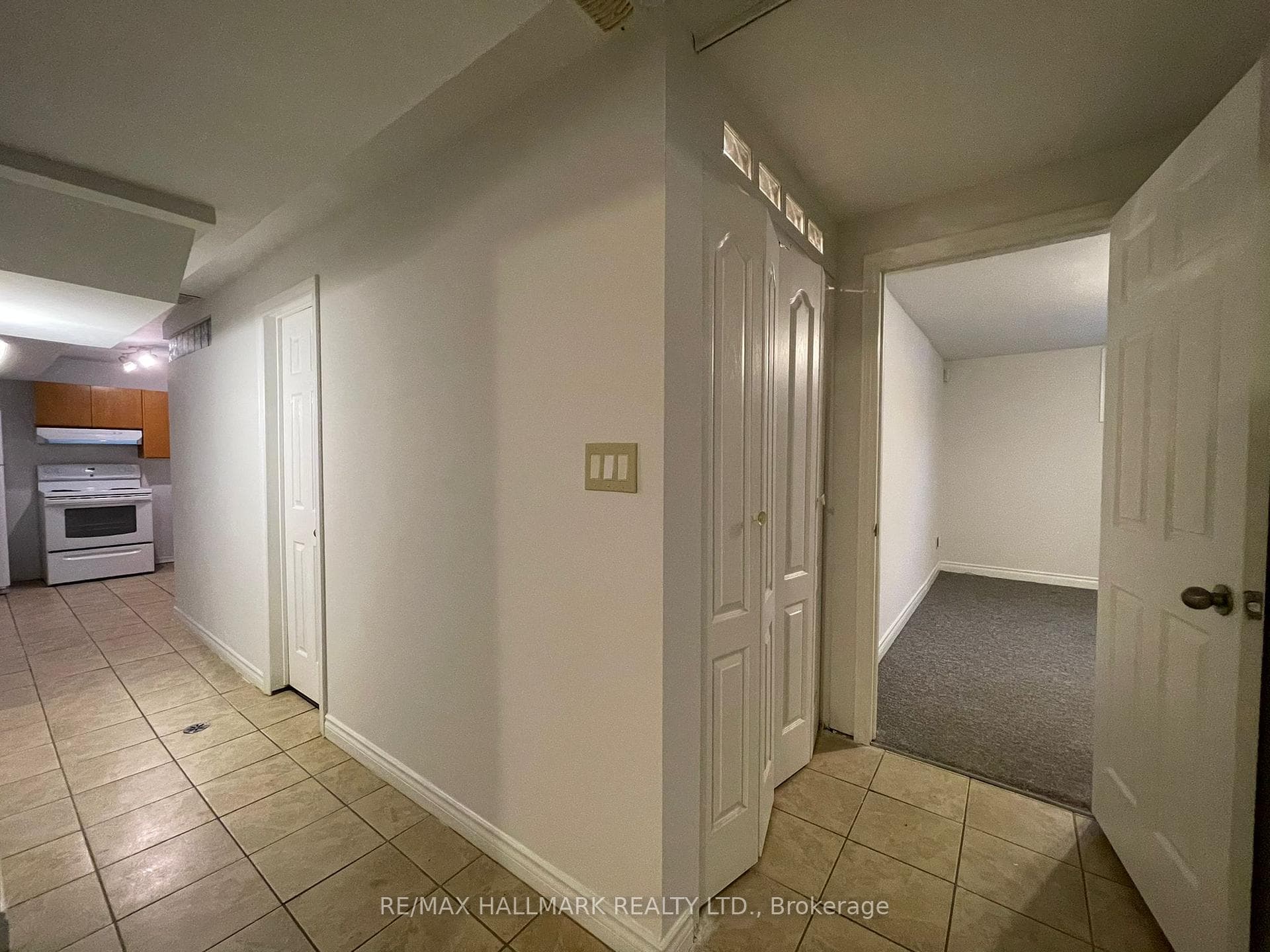 25 Glenridge Road Unit Lower photo 7