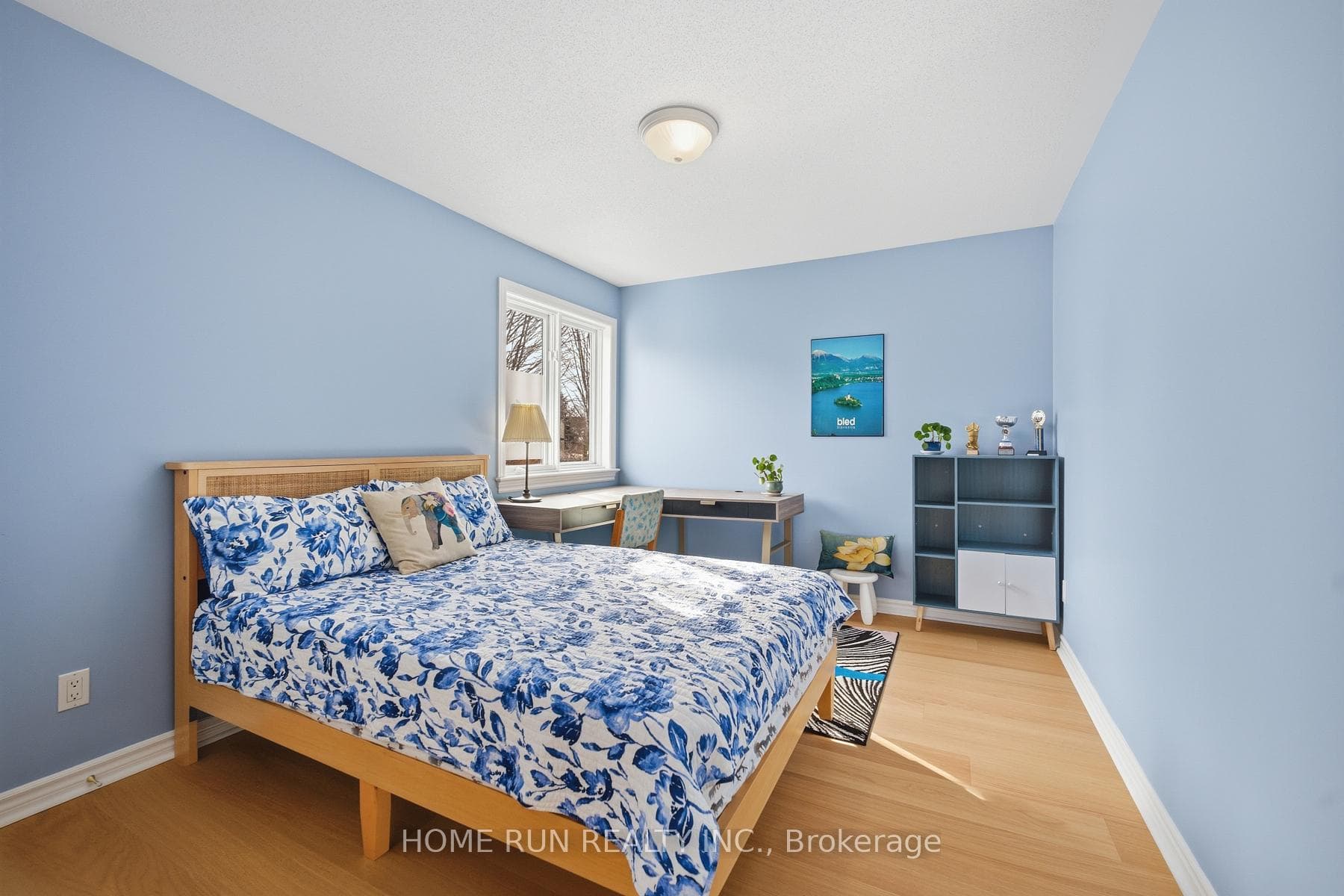 141 Steeple Chase Drive photo 32