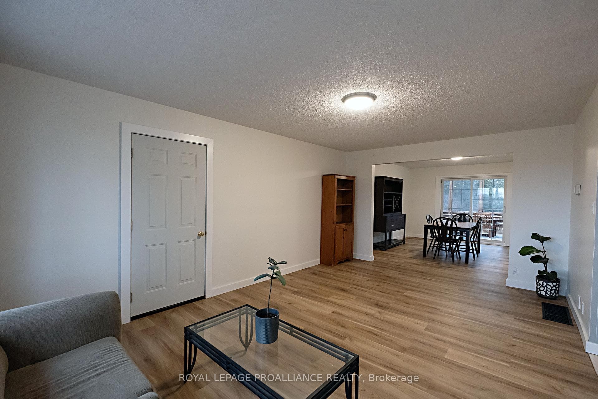 104 Bethany Road photo 6