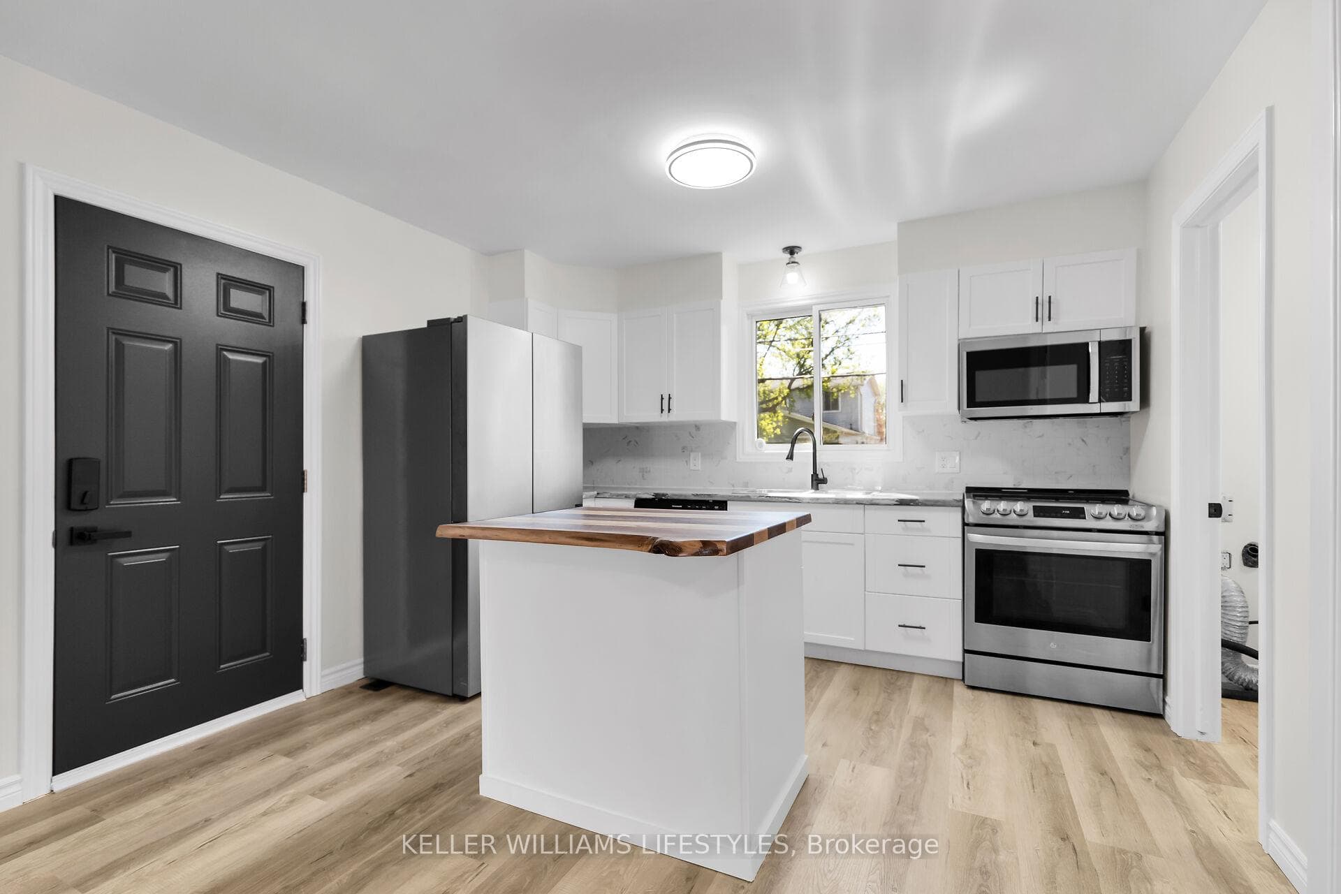 97 St Julien Street photo 9