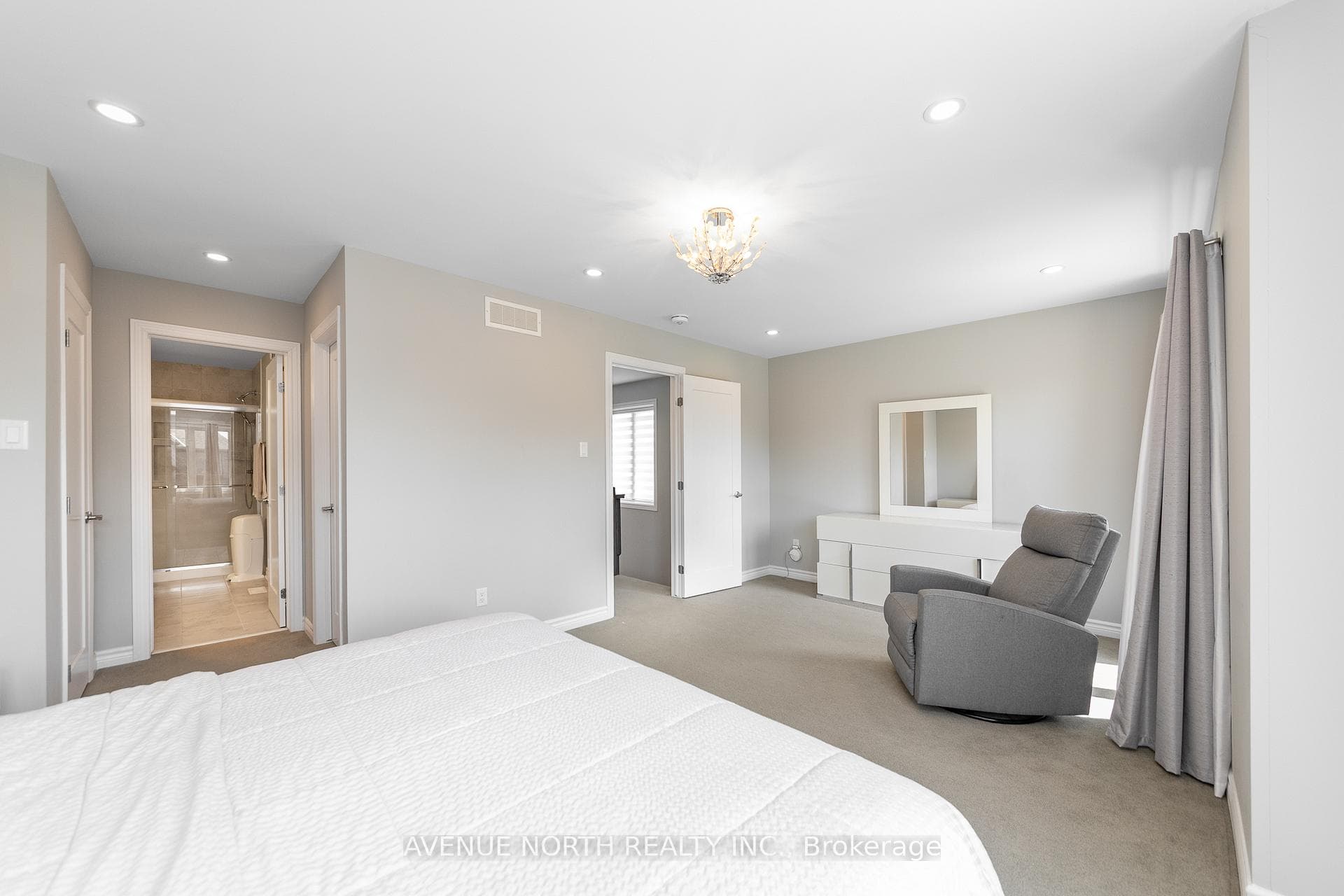 87 Nepeta Crescent photo 26