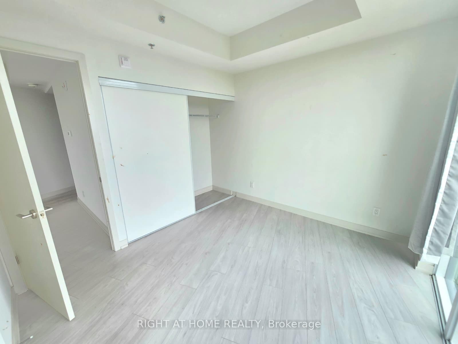 90 Glen Everest Road Unit 718 photo 12