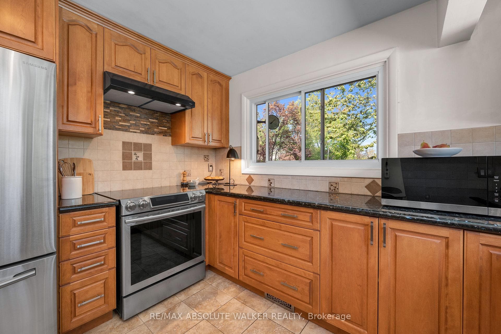 26 Riverdale Avenue photo 12