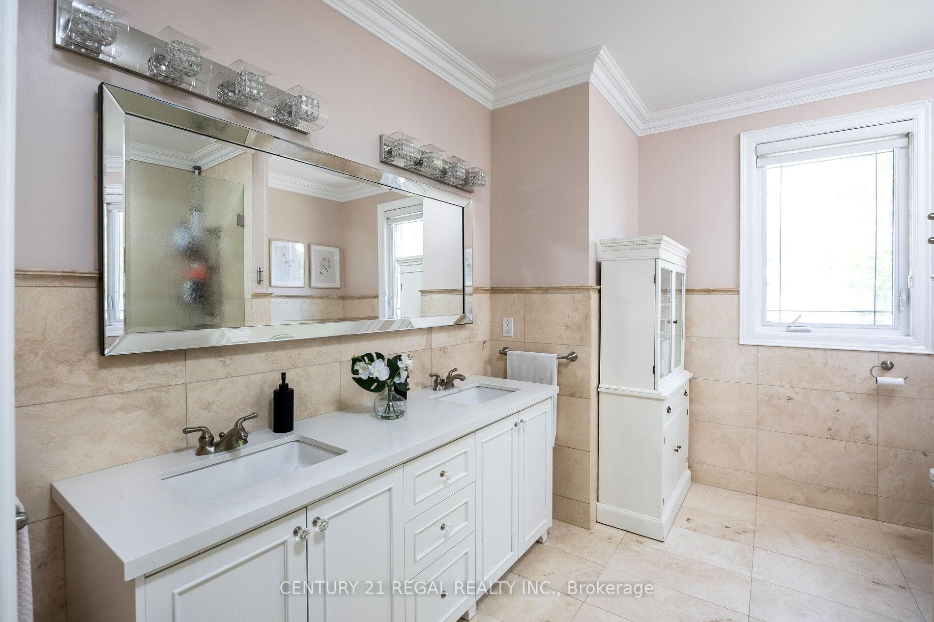 127 Sultana Avenue photo 28