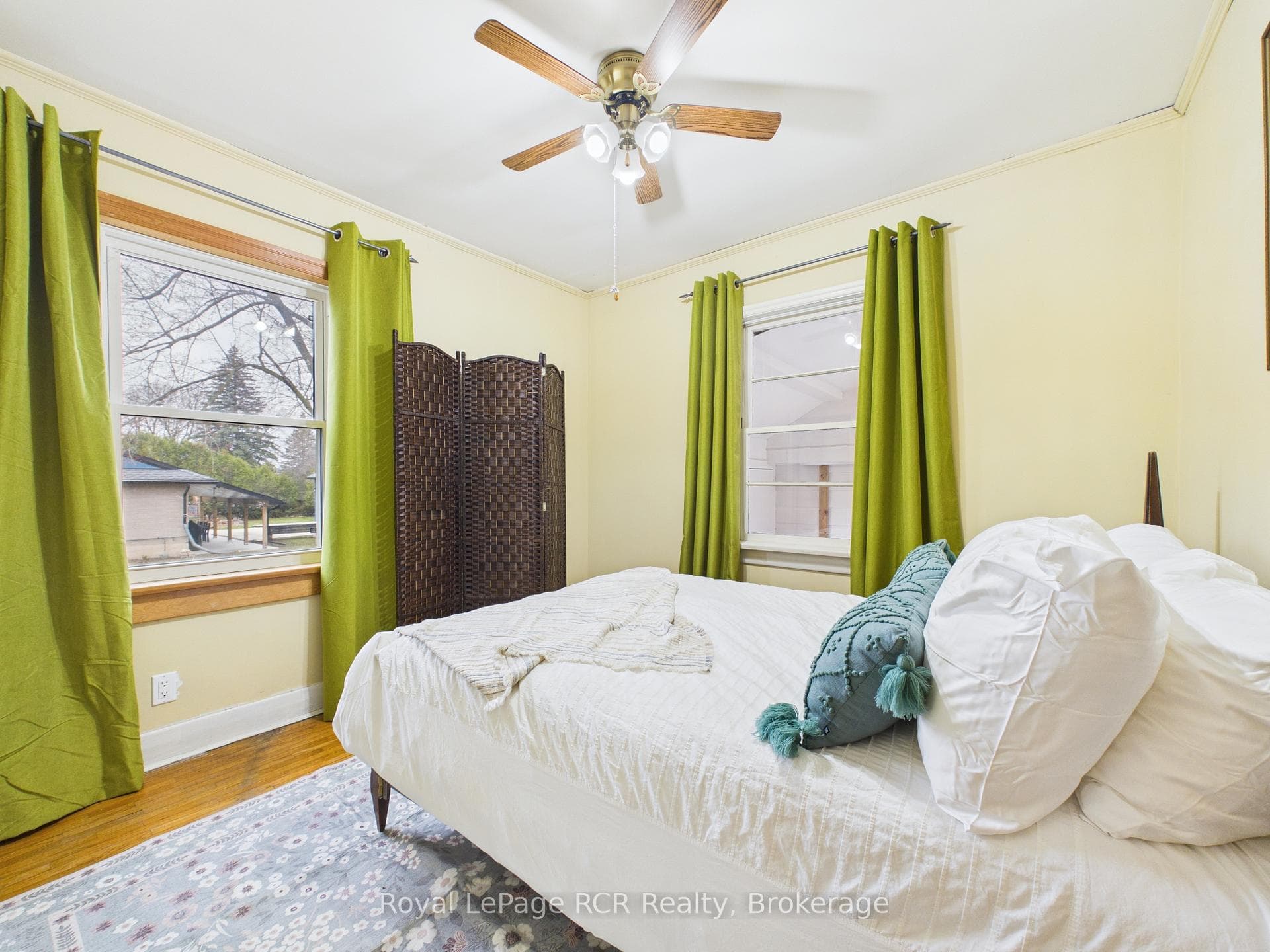 380 Winston Street photo 13