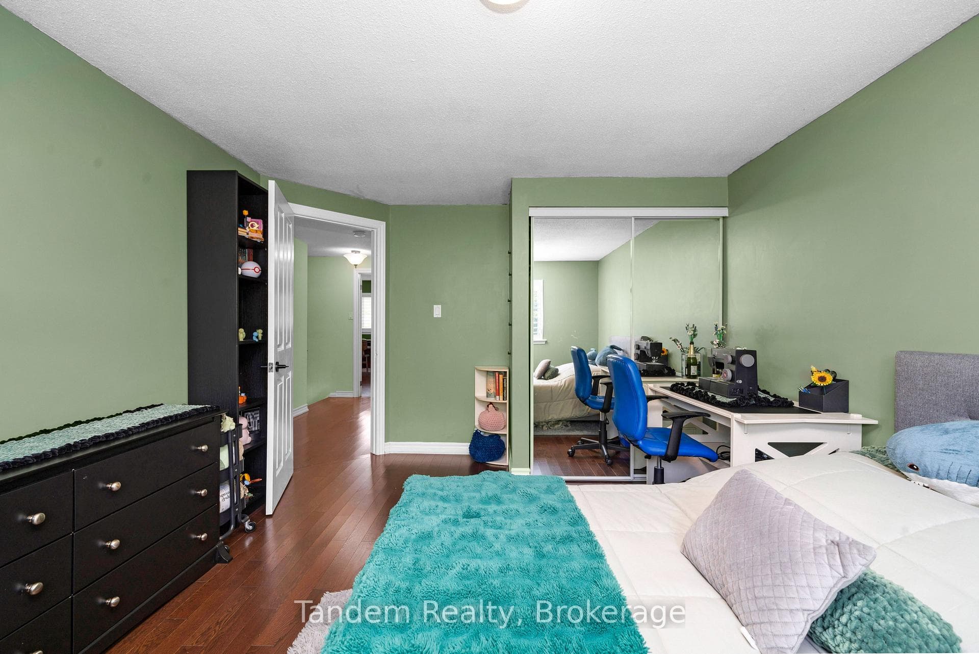 769 Coulson Avenue photo 15