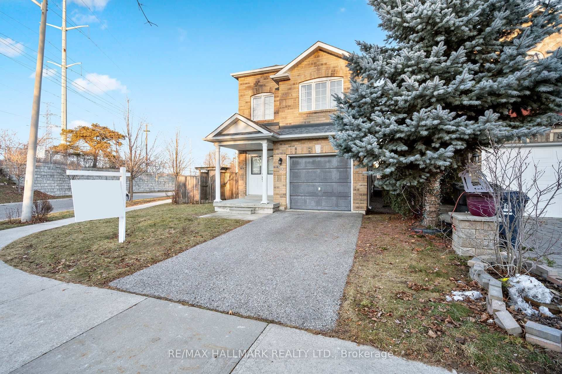83 Bonspiel Drive photo 2