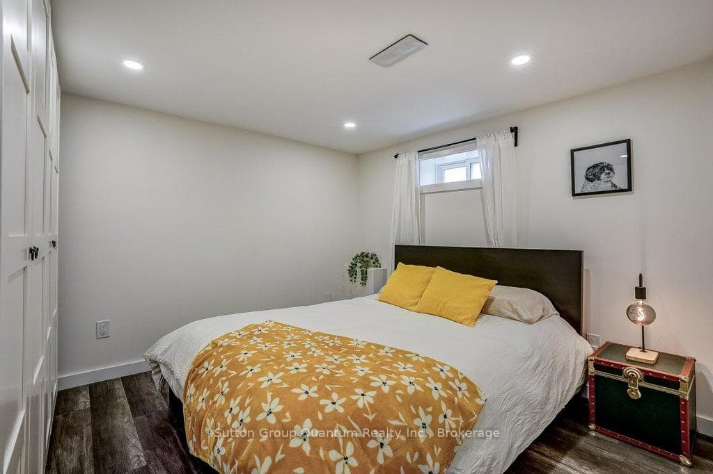 662 Upper Sherman Avenue photo 28