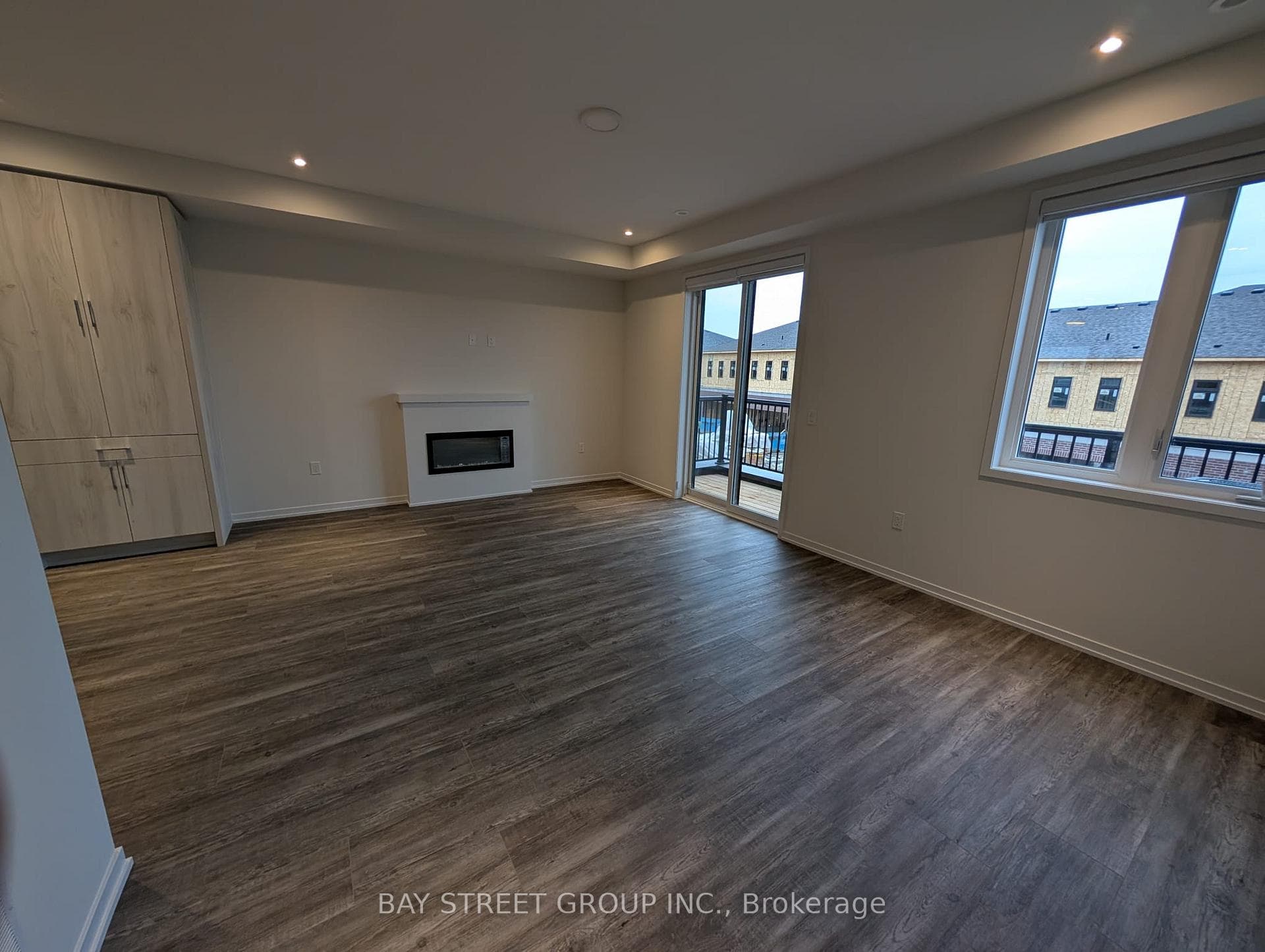23 Helmkay Avenue photo 2