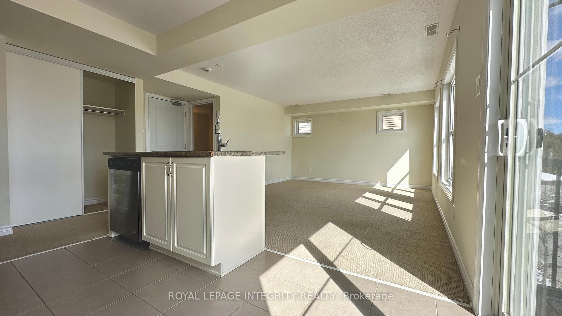 522 Clearbrook Drive photo 12